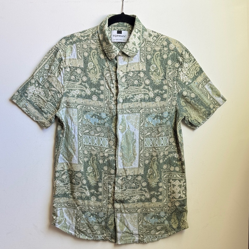 Topman Olive and Beige Floral Men’s Button Down Short Sleeve Shirt | Medium